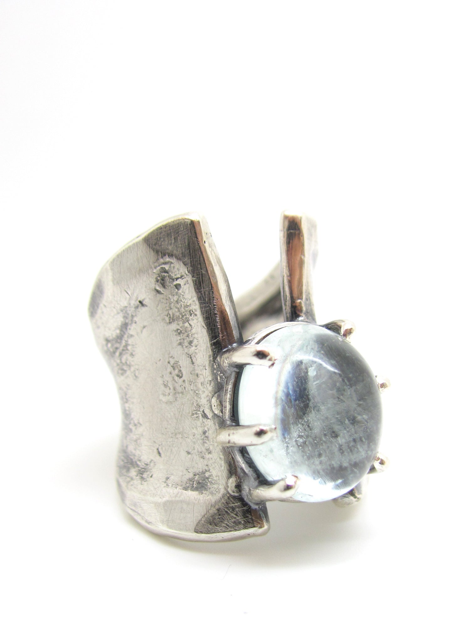 Aquamarine Crevice Ring