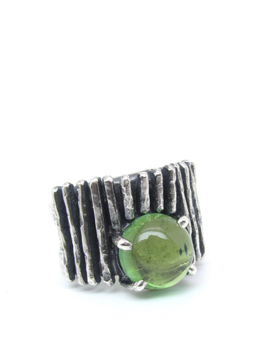 Hammered Lines with Round Green Tourmaline Stone