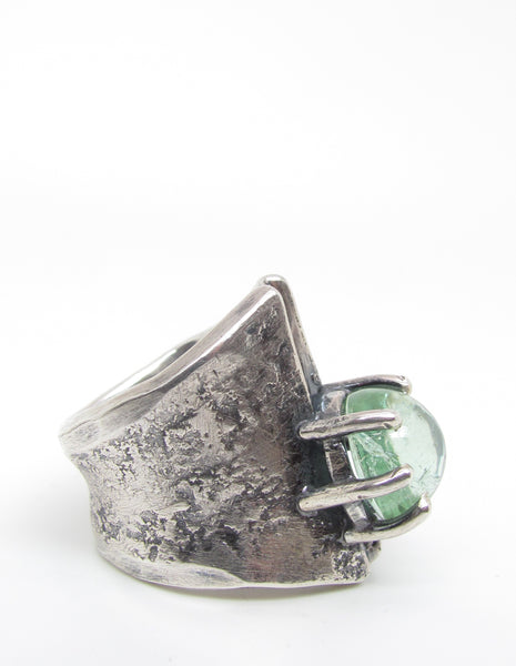Effervescent Shield Ring