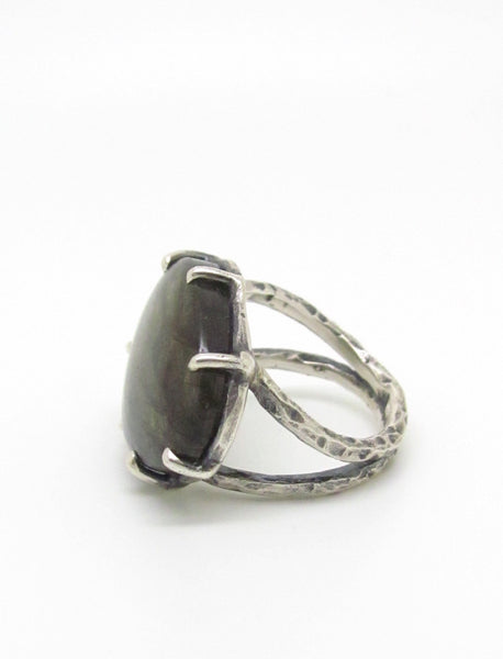 Organic Shaped Labradorite Ring