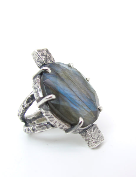 Round Labradorite and Two Cubes Ring