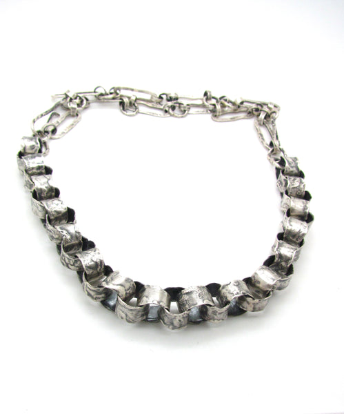 Volcanic Rolo Chain Link Necklace