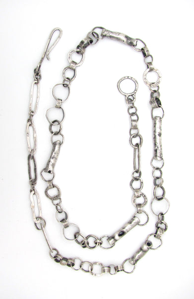 Volcanic Tubes and Hoop Links Chain