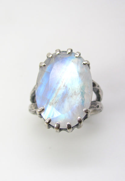 Rainbow Moonstone with Doulbe Hammered Band