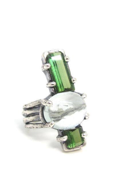 Dewdrop on Pine Ring