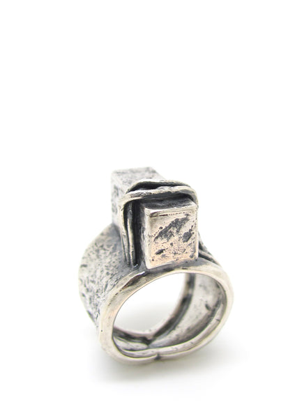 Brick and Root Ring