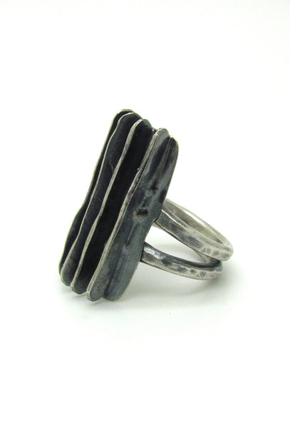 Hammered Lines Shield Ring II
