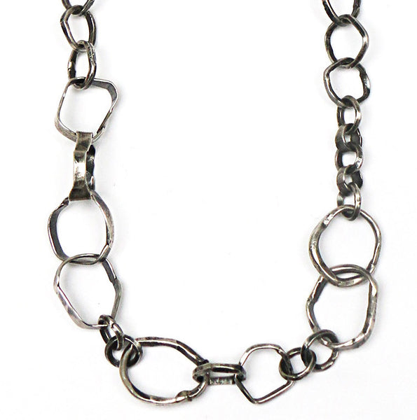 Hammered Hoops Forged Chain Necklace